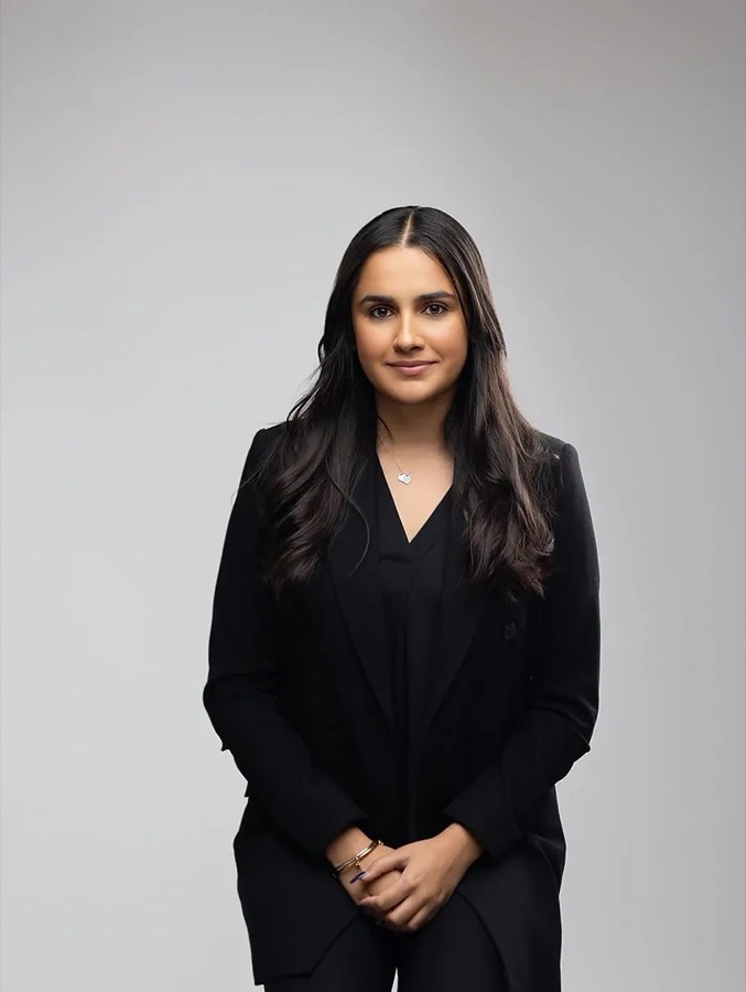 Portrait of Simren Sidhu